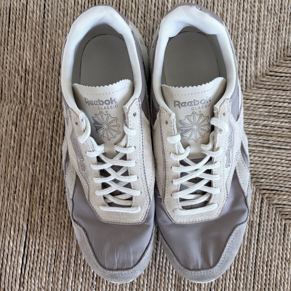 Reebok Womens Sz 9 Classic Leather Legacy AZ Rose Gold Running Shoes GX4803 - Picture 3 of 8